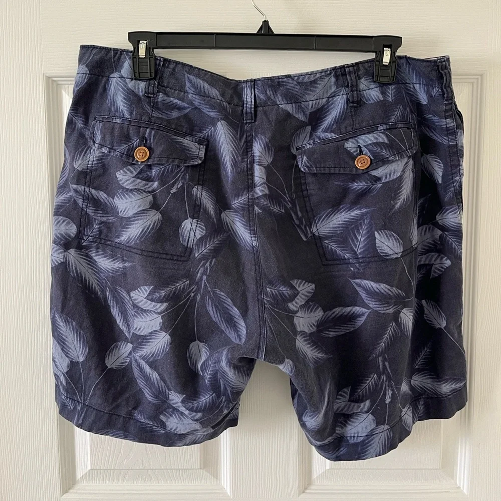 J. Crew Navy Leaf Print Men's Shorts